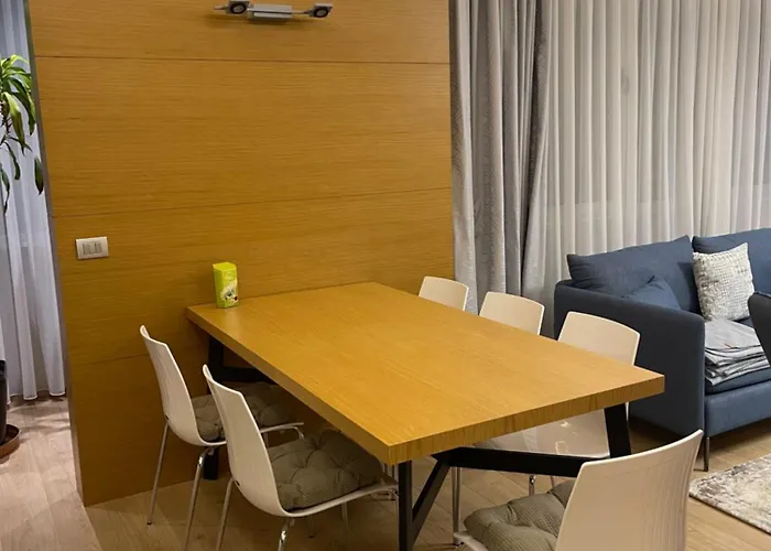 Lux Апартаменты *